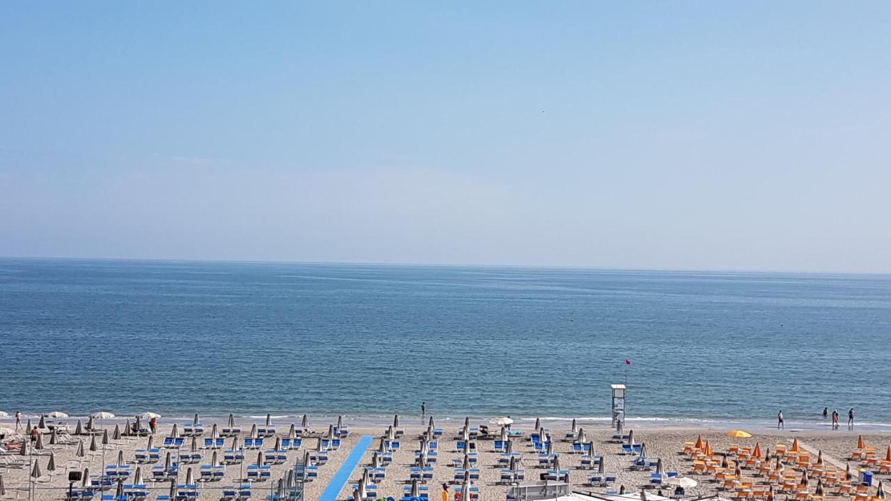 מילאנו מריטימה Abahotel מראה חיצוני תמונה